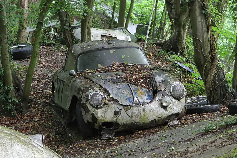 022 | 2015 | Erkrath | Auto-Skulpturen-Park | © carsten riede fotografie