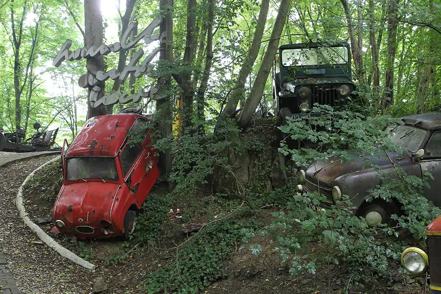 043 | 2015 | Erkrath | Auto-Skulpturen-Park | © carsten riede fotografie