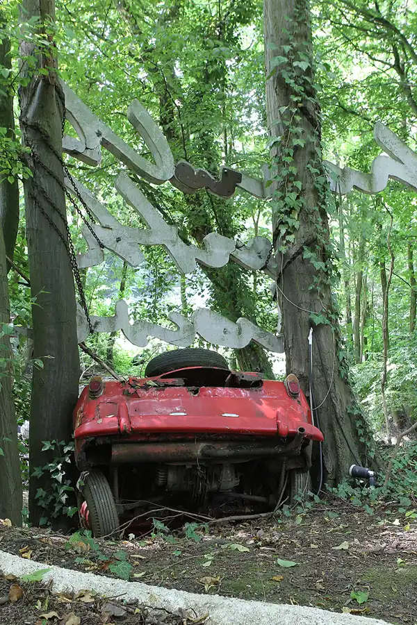 200 | 2015 | Erkrath | Auto-Skulpturen-Park | © carsten riede fotografie