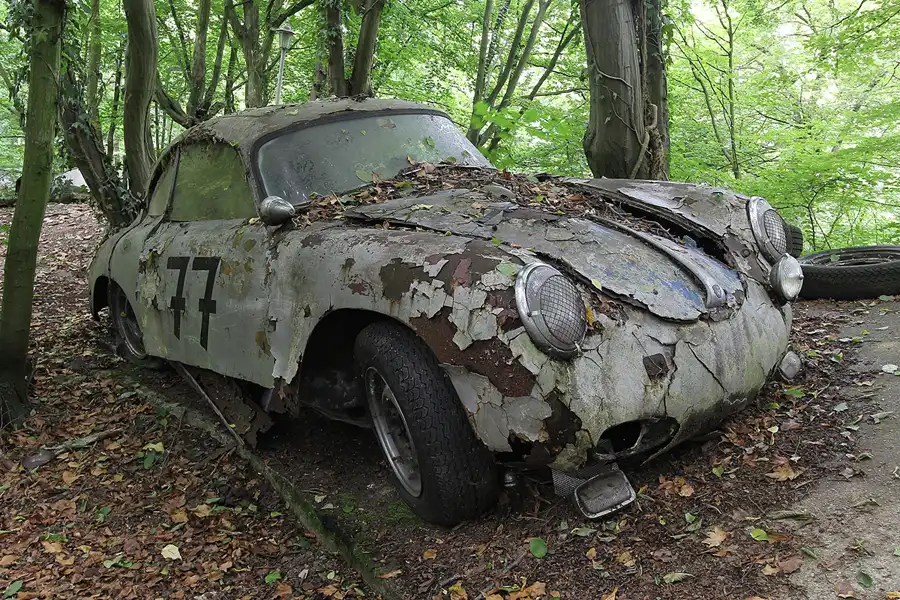 213 | 2015 | Erkrath | Auto-Skulpturen-Park | © carsten riede fotografie