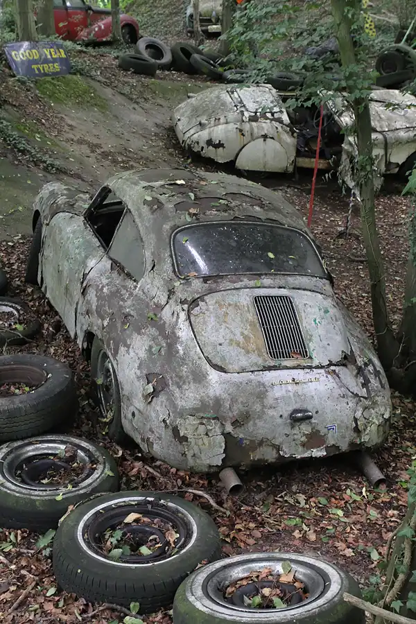 229 | 2015 | Erkrath | Auto-Skulpturen-Park | © carsten riede fotografie