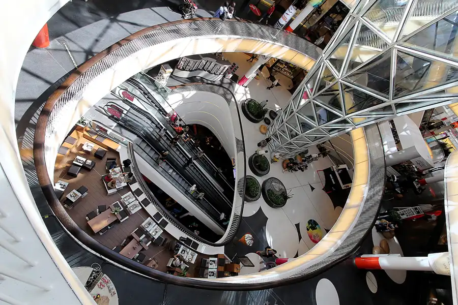 069 | 2015 | Frankfurt am Main | MyZeil | © carsten riede fotografie