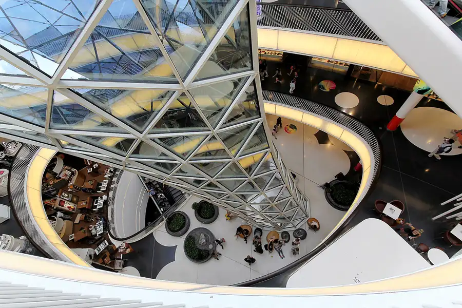 074 | 2015 | Frankfurt am Main | MyZeil | © carsten riede fotografie