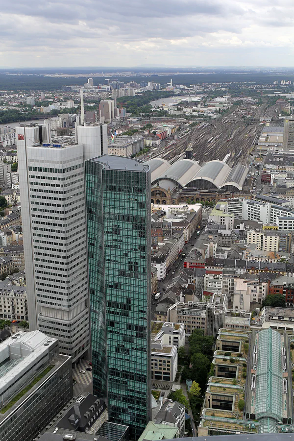 023 | 2015 | Frankfurt am Main | Blick vom Main Tower | © carsten riede fotografie