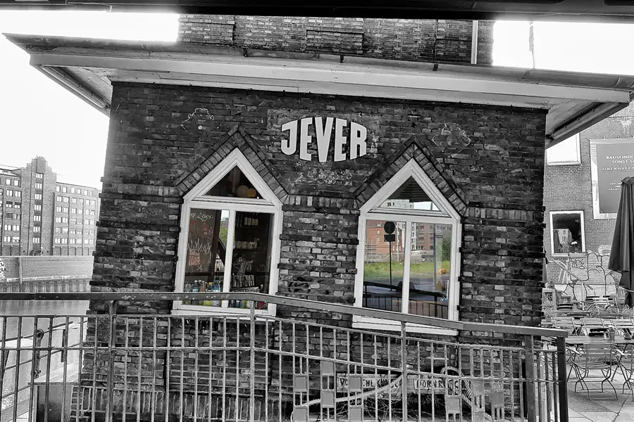 018 | 2015 | Hamburg | Oberhafenbrücke | © carsten riede fotografie