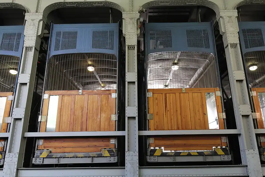 111 | 2015 | Hamburg | St. Pauli Elbtunnel | © carsten riede fotografie