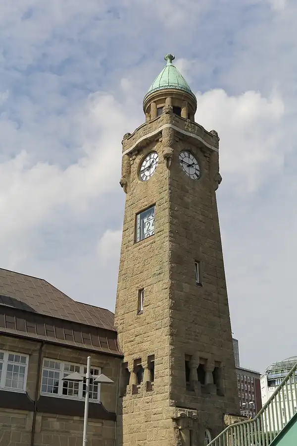 116 | 2015 | Hamburg | Landungsbrücken | © carsten riede fotografie