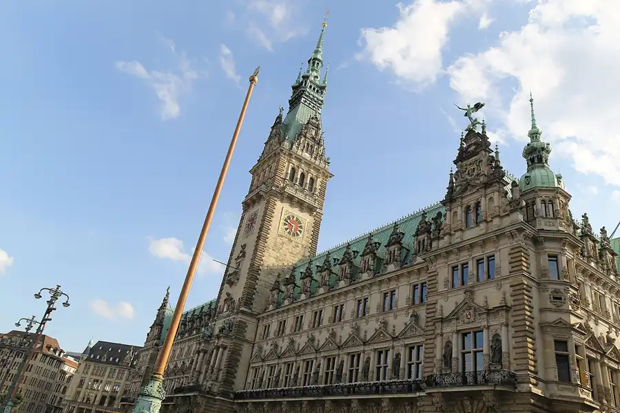180 | 2015 | Hamburg | Rathaus | © carsten riede fotografie