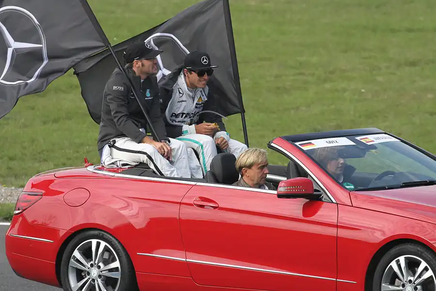 072 | 2015 | Motorsport Arena Oschersleben | DTM | Fahrerparade | Maximilian Götz + Daniel Juncadella | © carsten riede fotografie