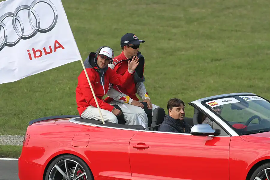 074 | 2015 | Motorsport Arena Oschersleben | DTM | Fahrerparade | Miguel Molina + Mattias Ekström | © carsten riede fotografie