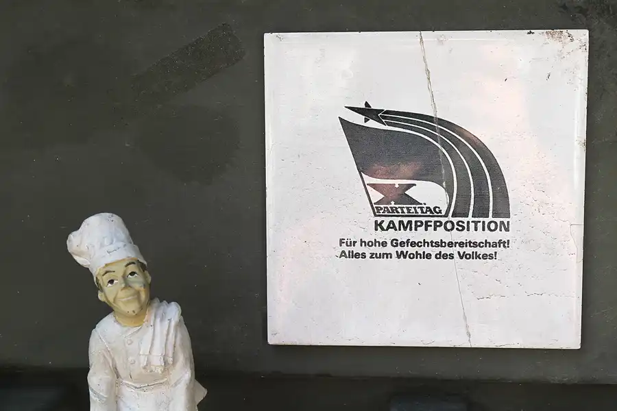 016 | 2015 | Oschersleben | Ostalgie-Kantine im Klubhaus der Werktätigen + Fahrzeugmuseum | © carsten riede fotografie