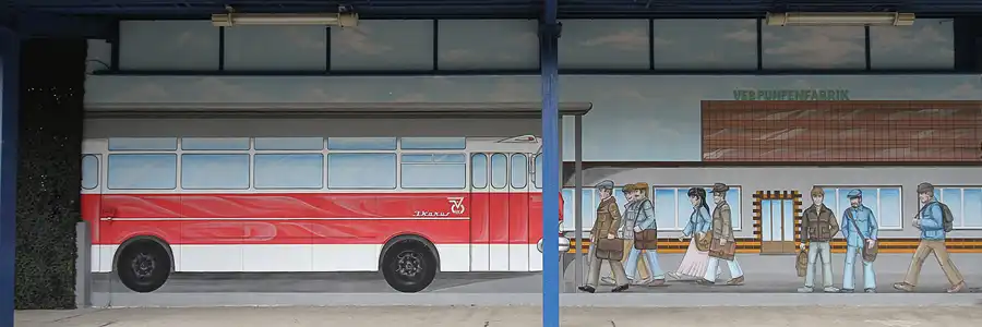 025 | 2015 | Oschersleben | Ostalgie-Kantine im Klubhaus der Werktätigen + Fahrzeugmuseum | © carsten riede fotografie