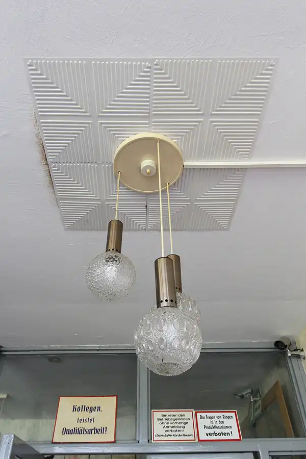 071 | 2015 | Oschersleben | Ostalgie-Kantine im Klubhaus der Werktätigen + Fahrzeugmuseum | © carsten riede fotografie