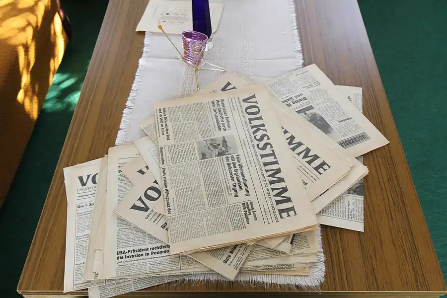 082 | 2015 | Oschersleben | Ostalgie-Kantine im Klubhaus der Werktätigen + Fahrzeugmuseum | © carsten riede fotografie
