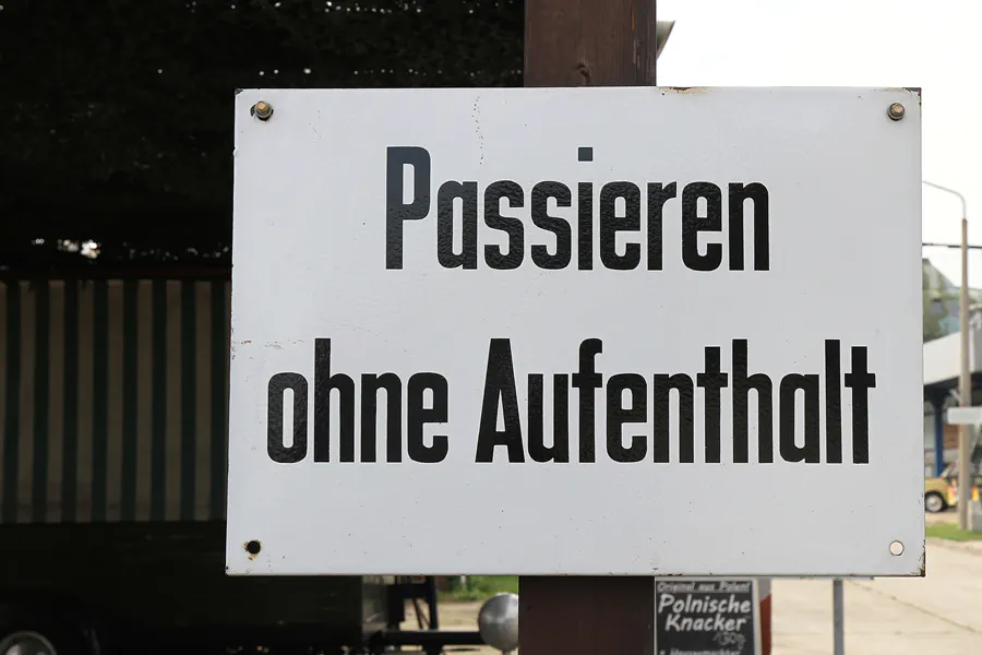 011 | 2015 | Oschersleben | Ostalgie-Kantine im Klubhaus der Werktätigen + Fahrzeugmuseum | © carsten riede fotografie