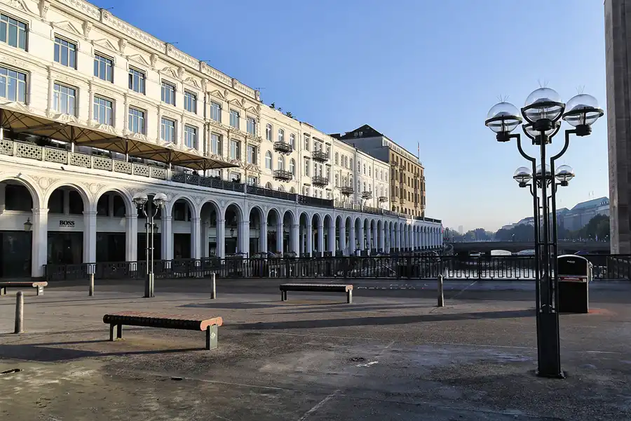 013 | 2015 | Hamburg | Alsterarkaden | © carsten riede fotografie