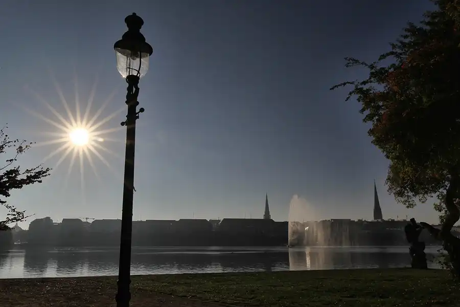 029 | 2015 | Hamburg | Binnenalster – Alsterfontäne | © carsten riede fotografie