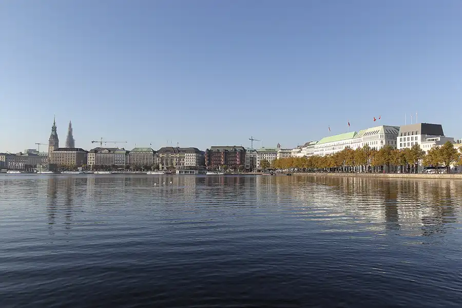 031 | 2015 | Hamburg | Binnenalster | © carsten riede fotografie