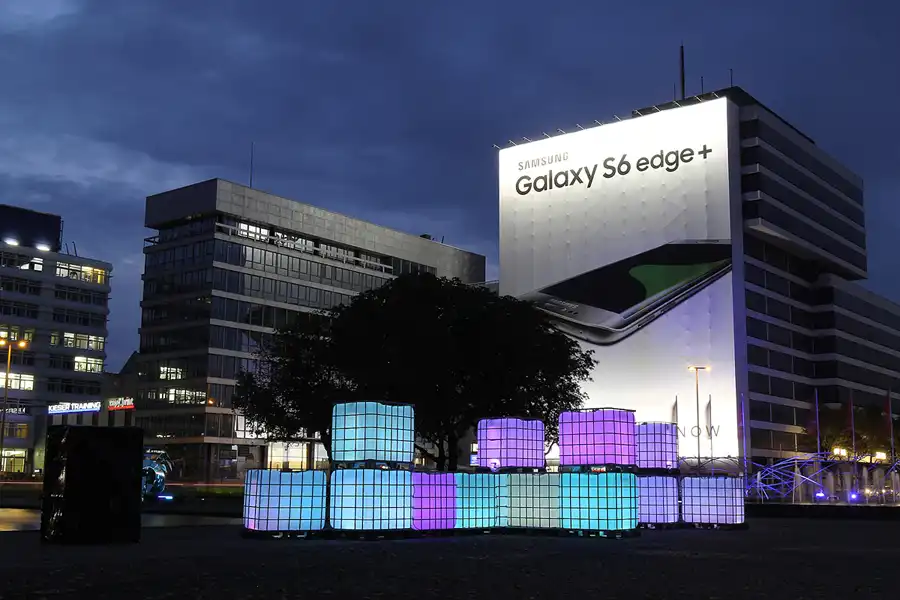 033 | 2015 | Berlin | Ernst-Reuter-Platz | © carsten riede fotografie