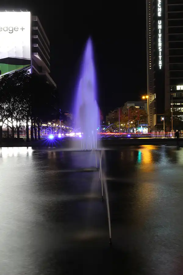 047 | 2015 | Berlin | Ernst-Reuter-Platz | © carsten riede fotografie