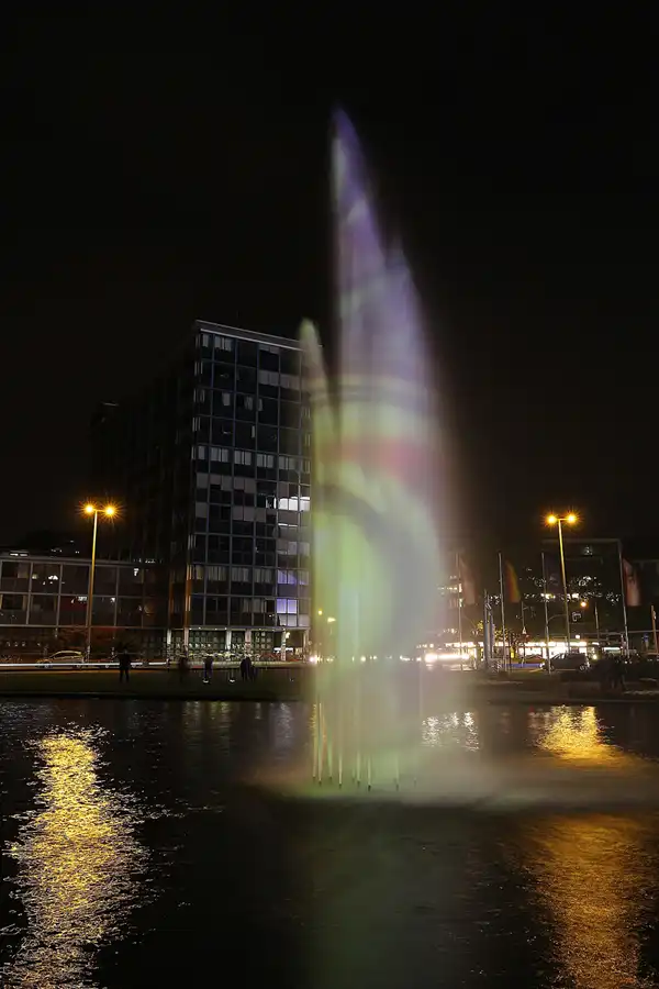 048 | 2015 | Berlin | Ernst-Reuter-Platz | © carsten riede fotografie