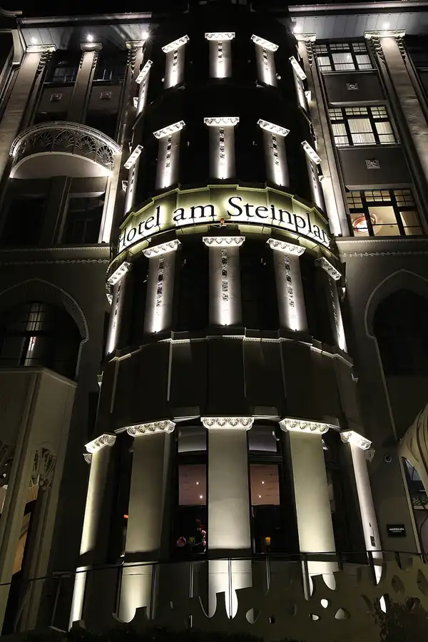 059 | 2015 | Berlin | Hotel am Steinplatz | © carsten riede fotografie