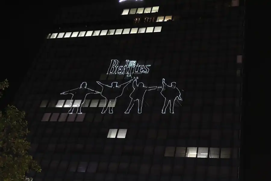 076 | 2015 | Berlin | Europa-Center | © carsten riede fotografie