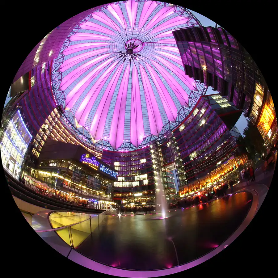 091 | 2015 | Berlin | Potsdamer Platz – Sony Center | © carsten riede fotografie