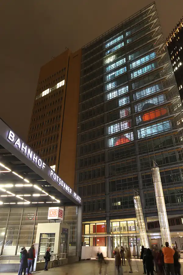 098 | 2015 | Berlin | Potsdamer Platz | © carsten riede fotografie