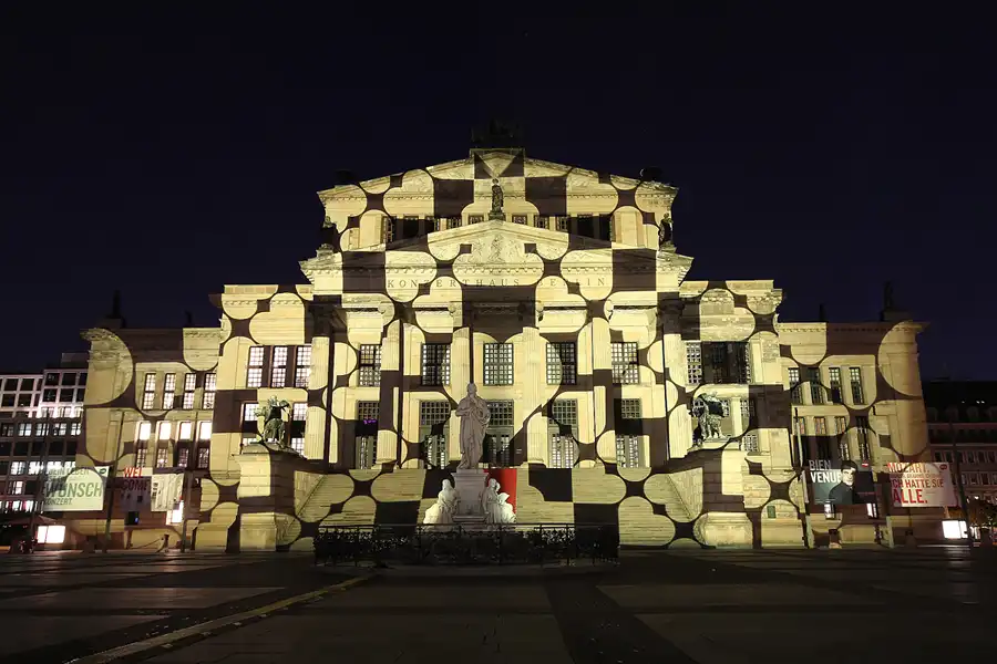 139 | 2015 | Berlin | Gendarmenmarkt – Konzerthaus Berlin | © carsten riede fotografie