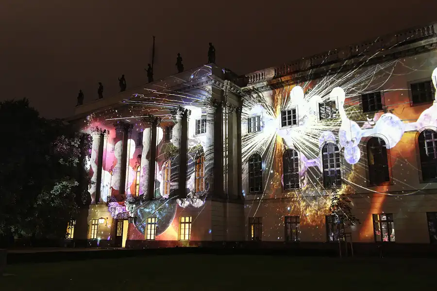 180 | 2015 | Berlin | Humboldt-Universität zu Berlin | © carsten riede fotografie