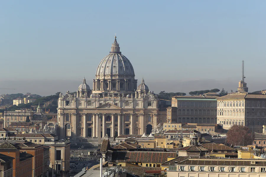 001 | 2015 | Roma | Blick vom Castel Sant Angelo + Città del Vaticano | Basilica di San Pietro | © carsten riede fotografie