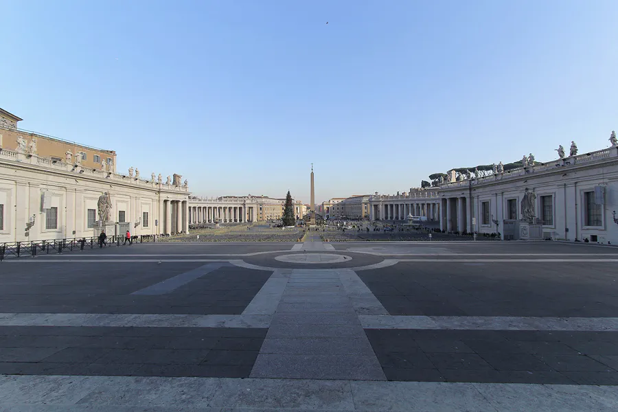 126 | 2015 | Città del Vaticano | Piazza San Pietro | © carsten riede fotografie