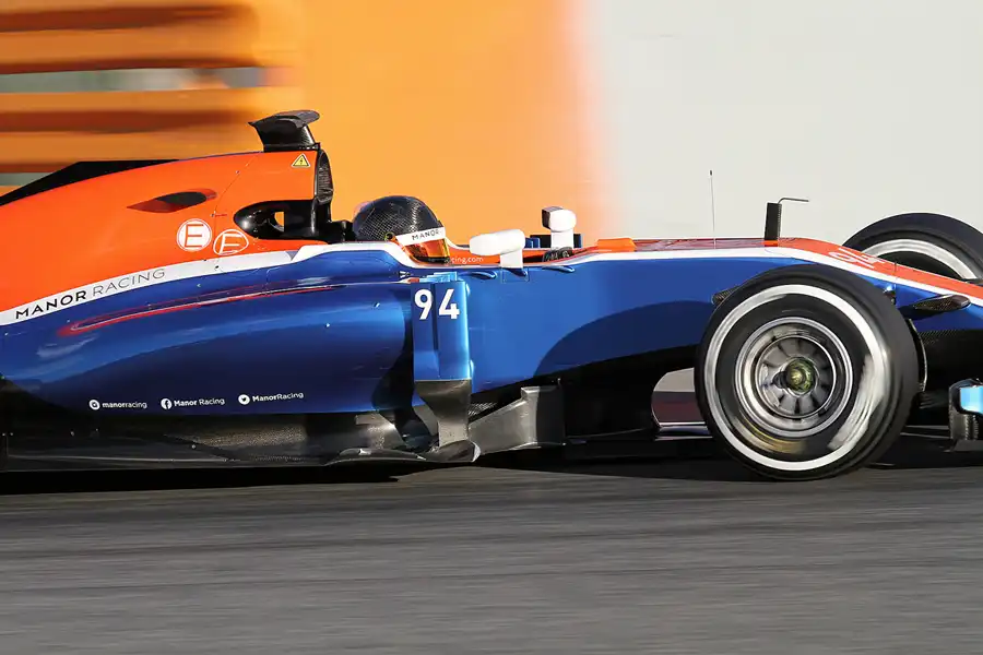 122 | 2016 | Barcelona | Manor-Mercedes-Benz MRT05 | Pascal Wehrlein | © carsten riede fotografie
