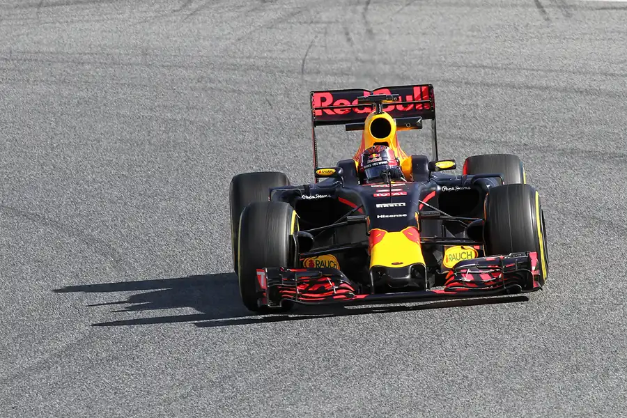 207 | 2016 | Barcelona | Red Bull-TAG Heuer RB12 | Daniil Kvyat | © carsten riede fotografie