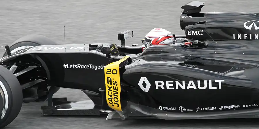 233 | 2016 | Barcelona | Renault R.S.16 | Kevin Magnussen | © carsten riede fotografie