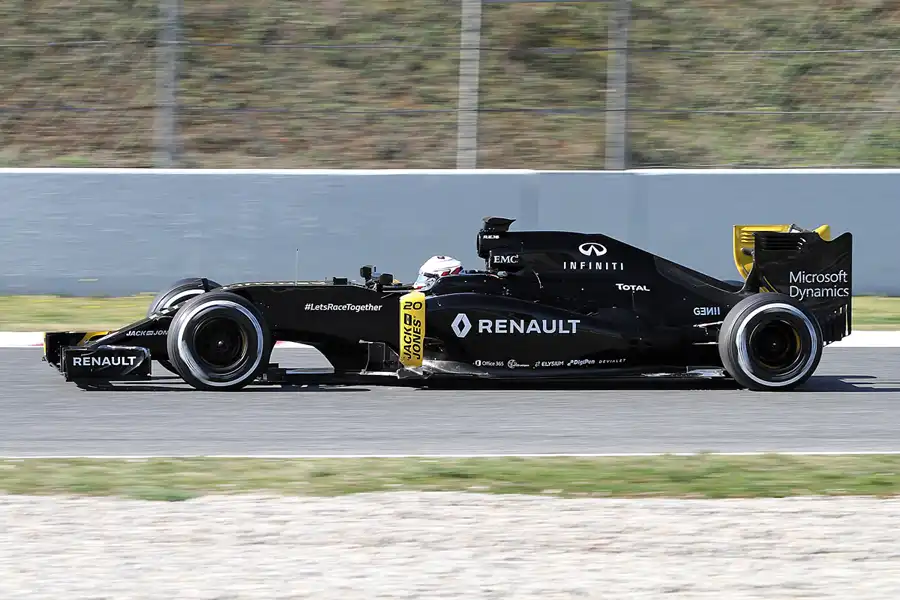 235 | 2016 | Barcelona | Renault R.S.16 | Kevin Magnussen | © carsten riede fotografie