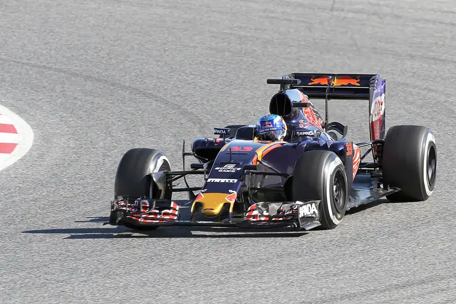 324 | 2016 | Barcelona | Toro Rosso-Ferrari STR11 | Max Verstappen | © carsten riede fotografie