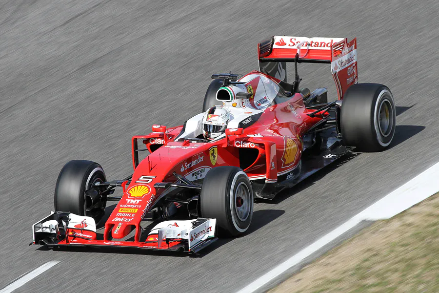 019 | 2016 | Barcelona | Ferrari SF16-H | Sebastian Vettel | © carsten riede fotografie