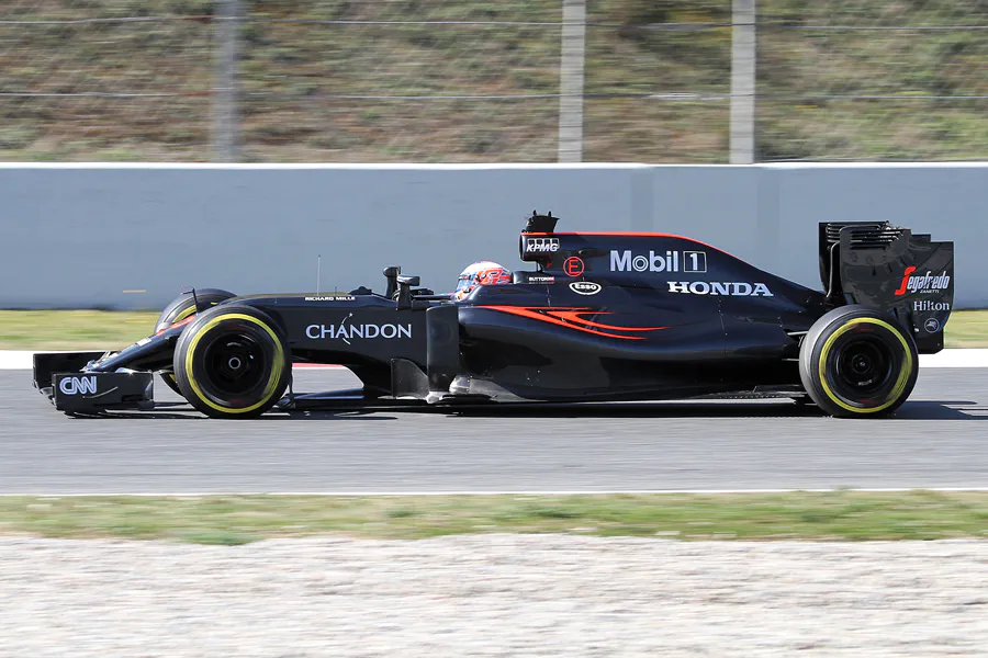 147 | 2016 | Barcelona | McLaren-Honda MP4-31 | Jenson Button | © carsten riede fotografie