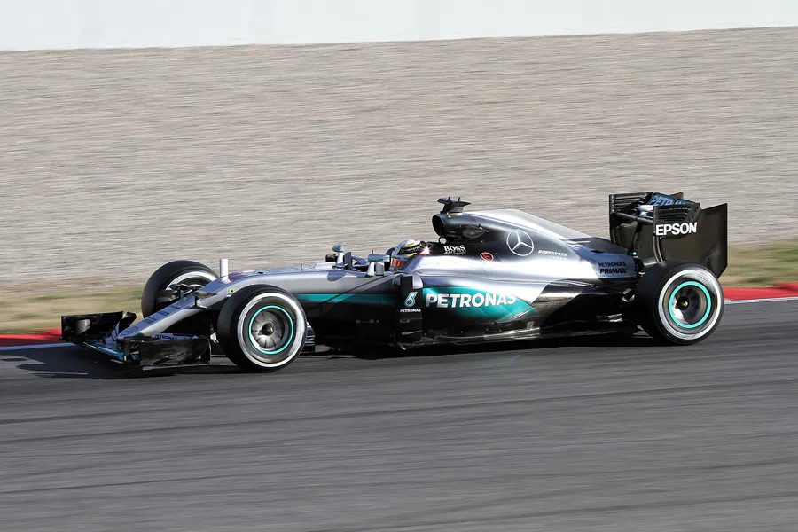 174 | 2016 | Barcelona | Mercedes F1 W07 Hybrid | Lewis Hamilton | © carsten riede fotografie