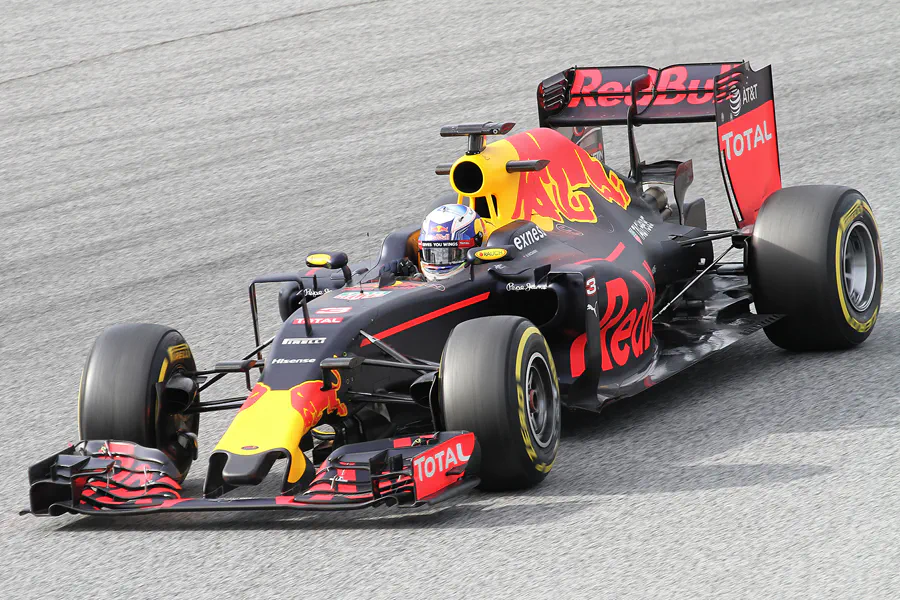 213 | 2016 | Barcelona | Red Bull-TAG Heuer RB12 | Daniel Ricciardo | © carsten riede fotografie