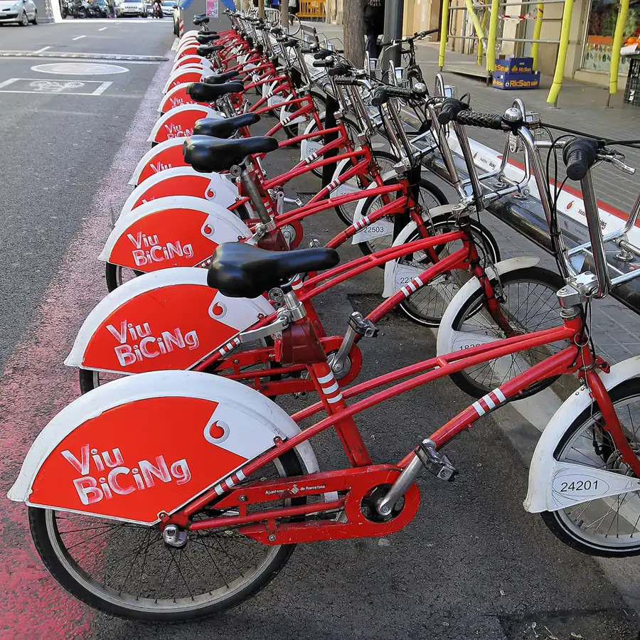 022 | 2016 | Barcelona | Carrer De La Creu Coberta | © carsten riede fotografie