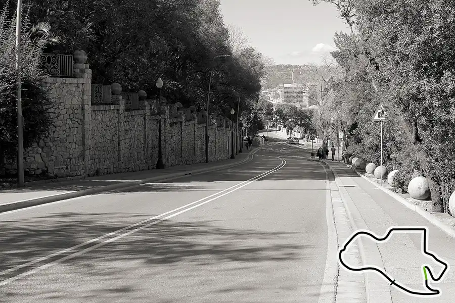 012 | 2016 | Barcelona | Passeig De Santa Madrona | © carsten riede fotografie
