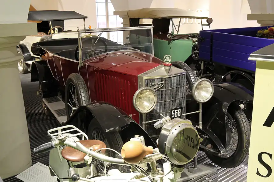 019 | 2016 | Dresden | Verkehrsmuseum | © carsten riede fotografie