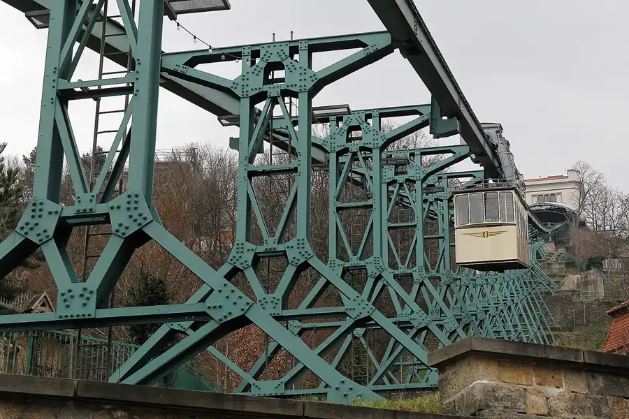 028 | 2016 | Dresden | Die Schwebebahn | © carsten riede fotografie