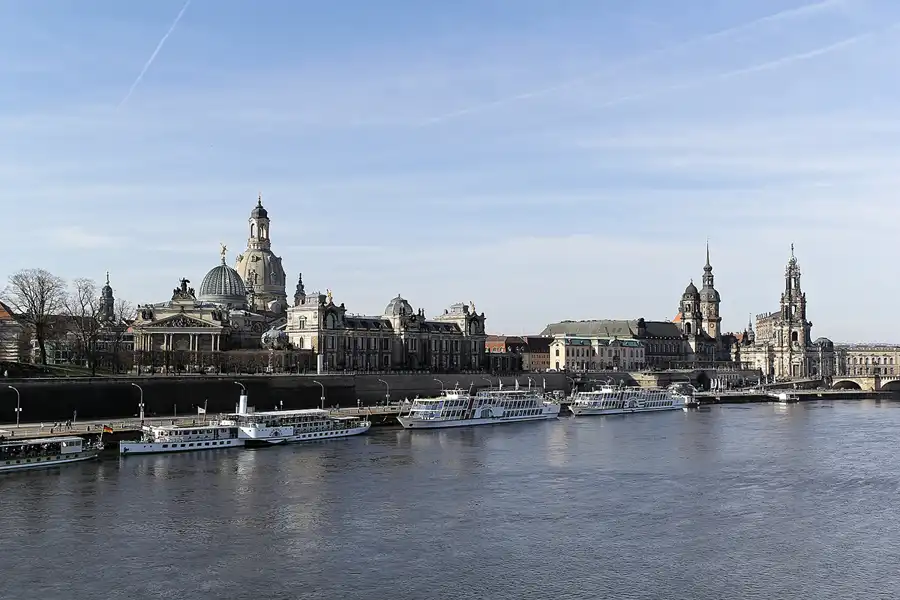050 | 2016 | Dresden | Elbpanorama | © carsten riede fotografie