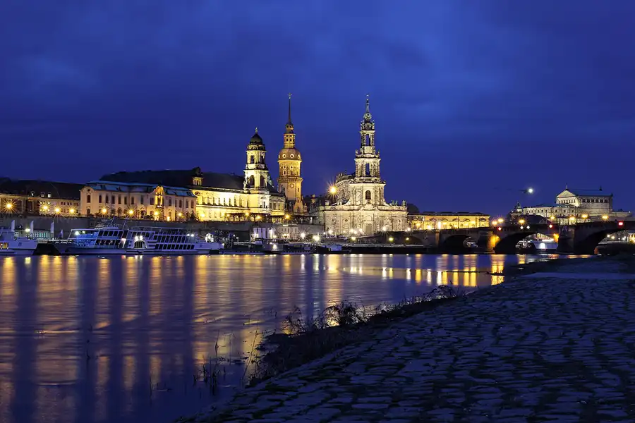 062 | 2016 | Dresden | Elbpanorama | © carsten riede fotografie