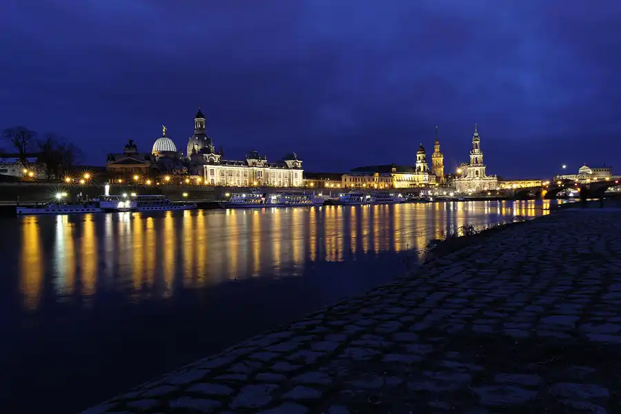 063 | 2016 | Dresden | Elbpanorama | © carsten riede fotografie