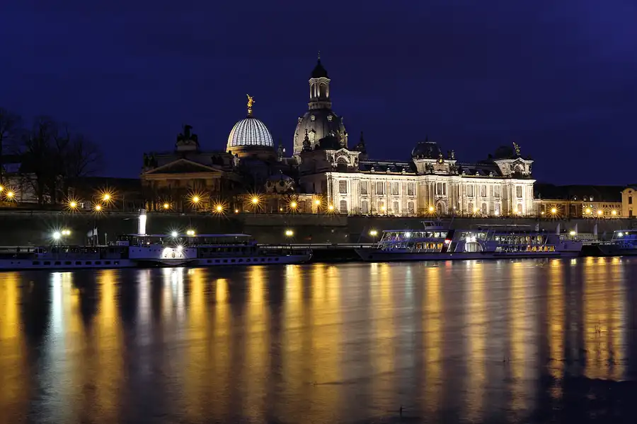 064 | 2016 | Dresden | Elbpanorama | © carsten riede fotografie